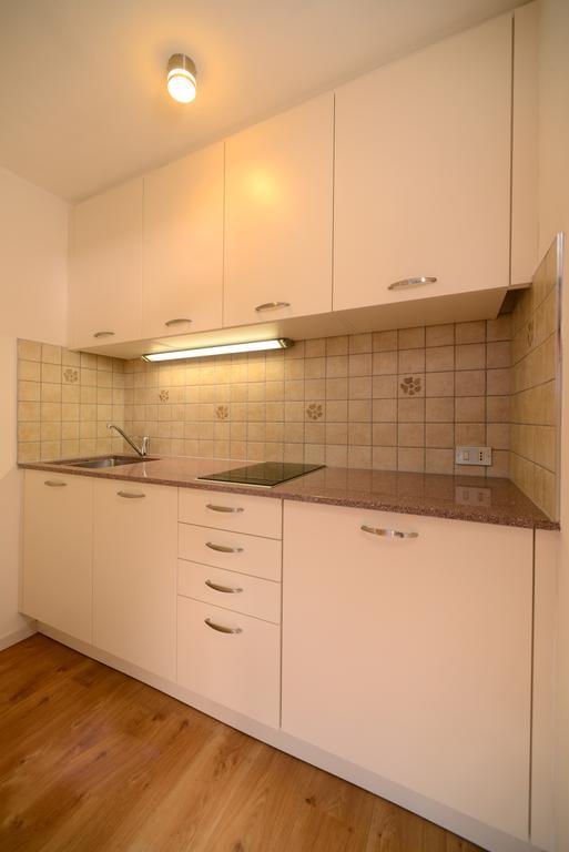 Apartments Villa Rosa เซลวาดีวัลการ์เดนา ภายนอก รูปภาพ